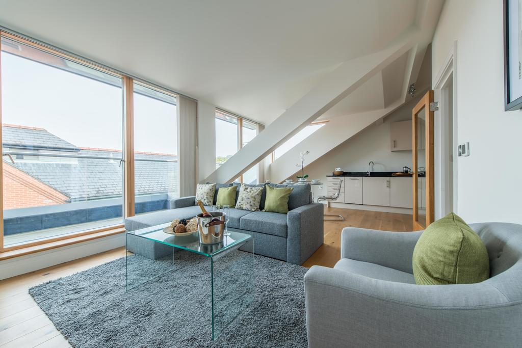 Hampden Apartments - The Elizabeth Уиндзор Екстериор снимка